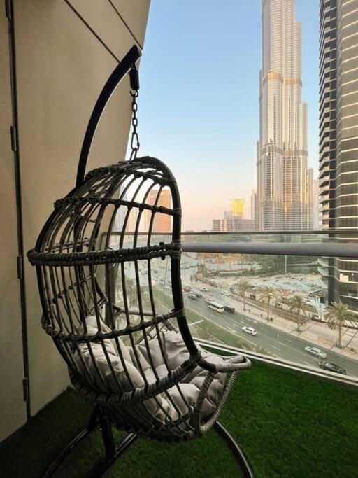 Magnificent 2 Bedroom With Stunning Burj Khalifa View Dubai Exterior photo