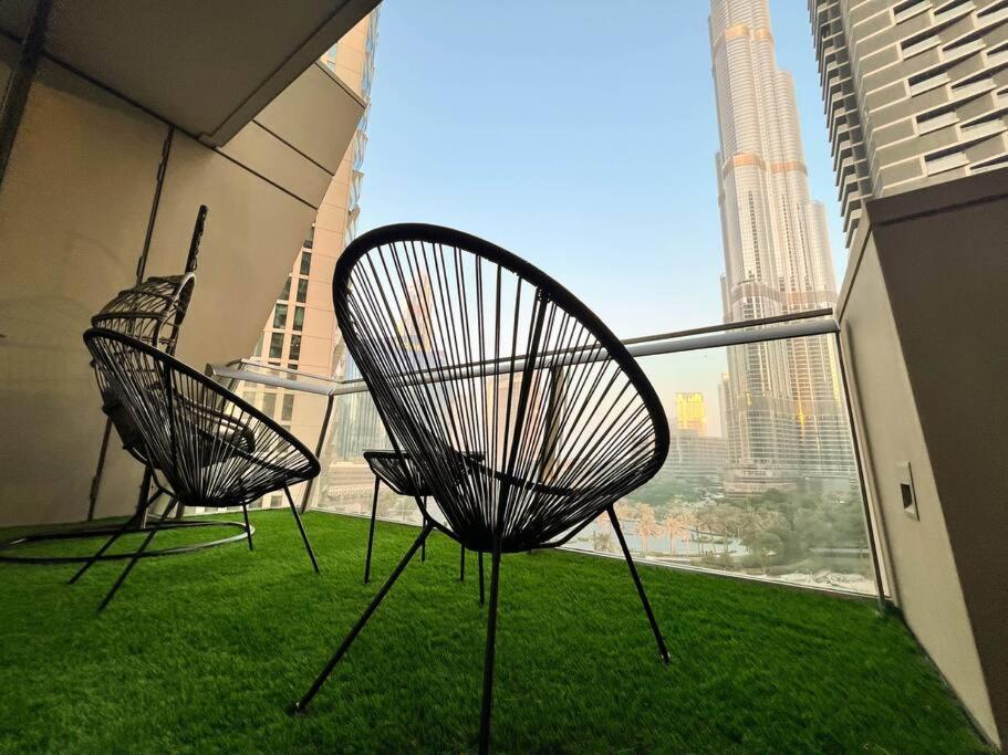 Magnificent 2 Bedroom With Stunning Burj Khalifa View Dubai Exterior photo